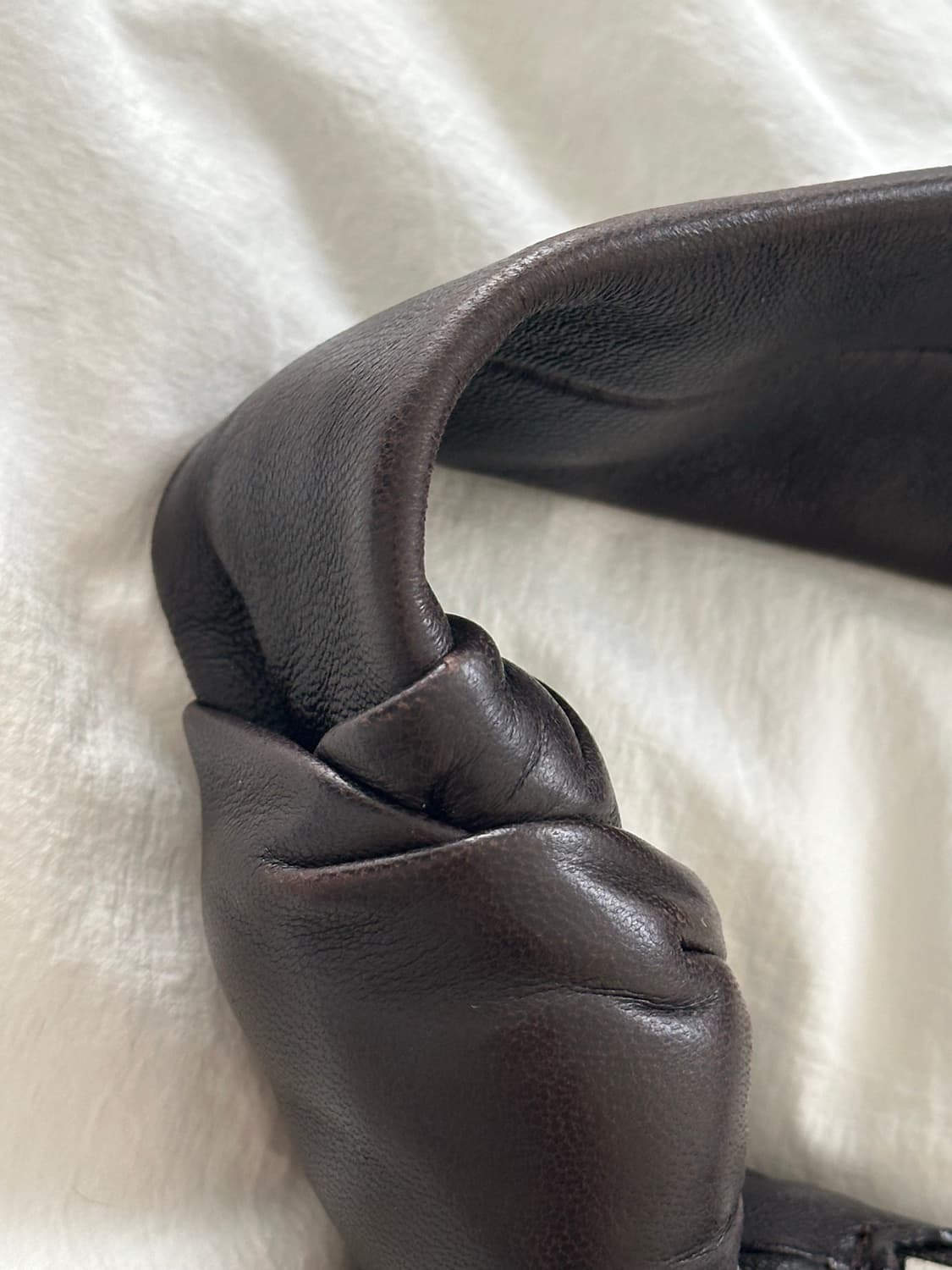 Lemaire 르메르범백 크로아상백 다크초코 레더 스몰사이즈 상품이미지4