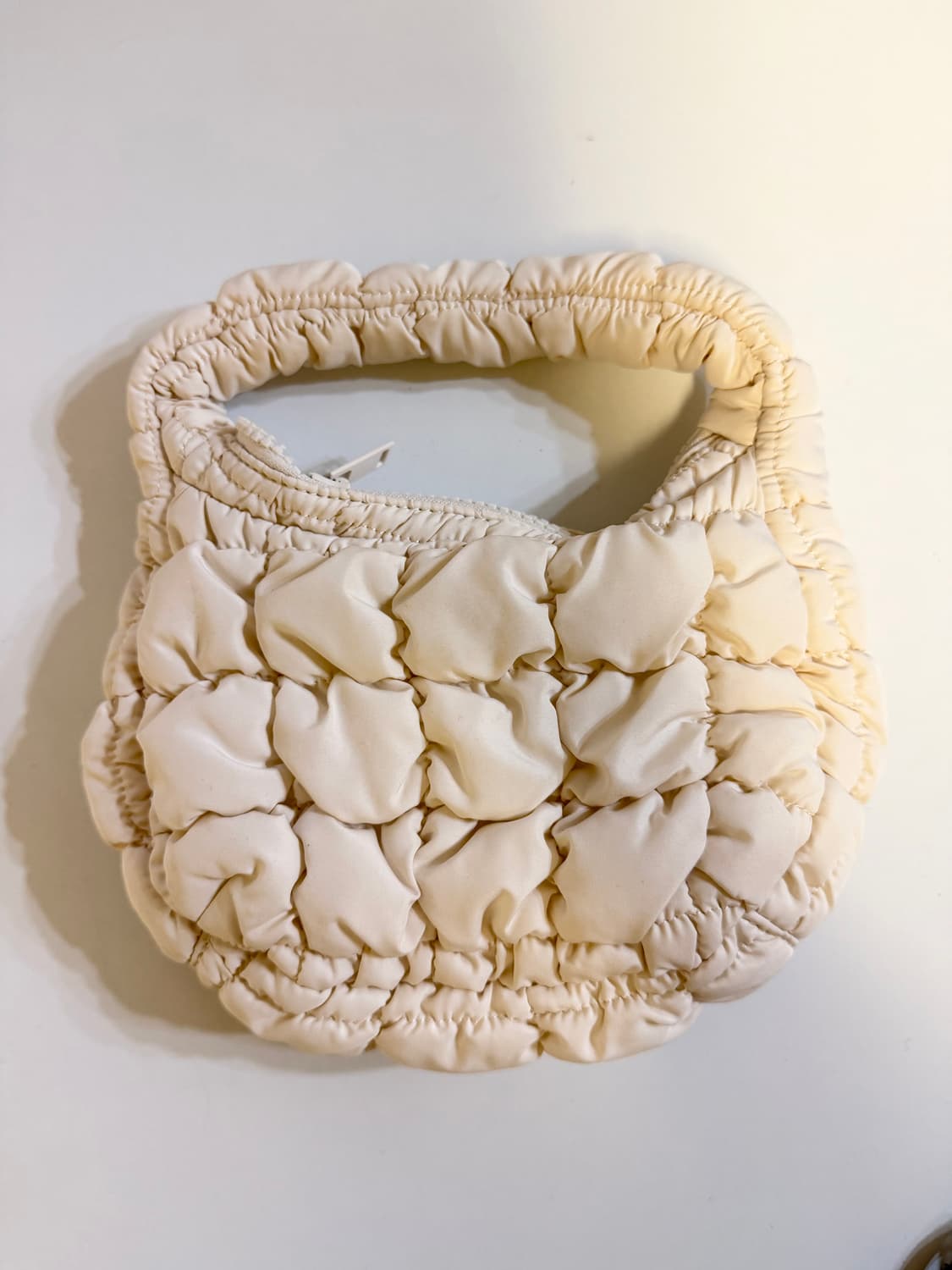 COS 퀼티드 마이크로 미니백 상품이미지1