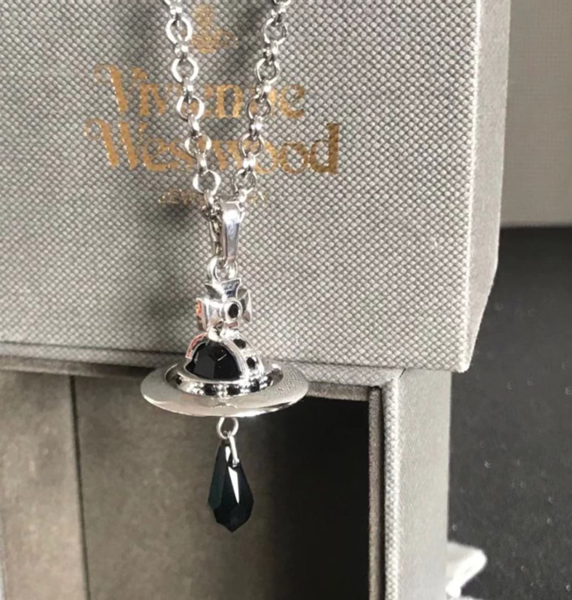 비비안 웨스트우드 아카이브 블랙 크리스탈 3d 드롭 orb 팬던트 목걸이 상품이미지1
