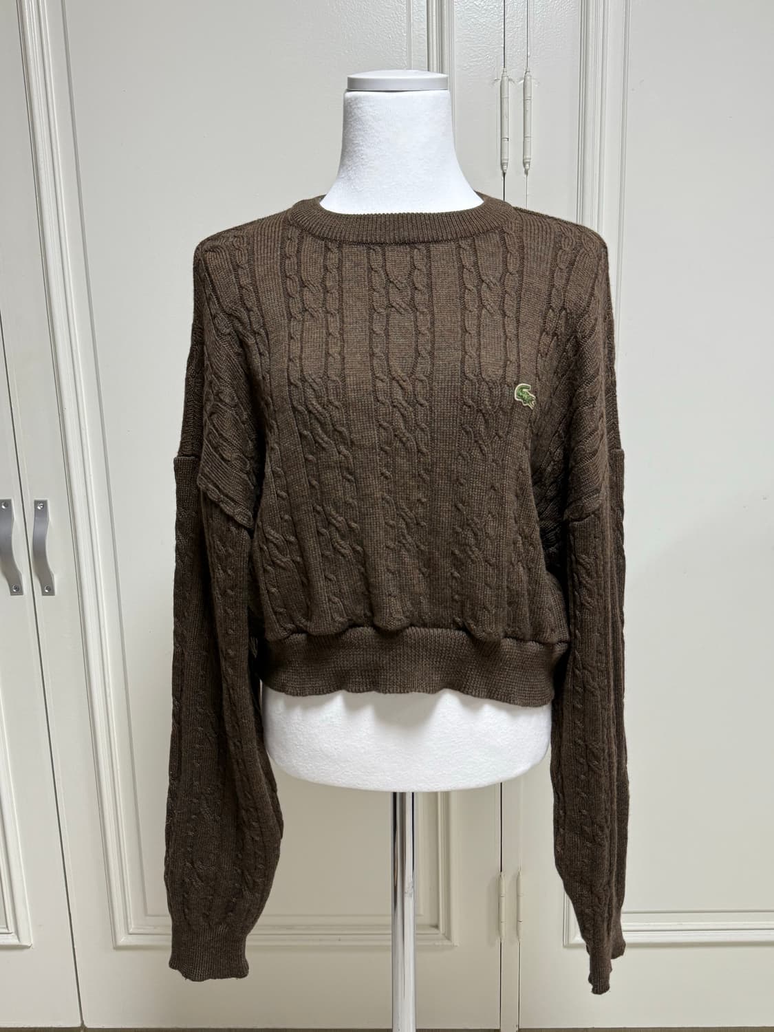 라코스테 브라운 크롭 니트 상품이미지1