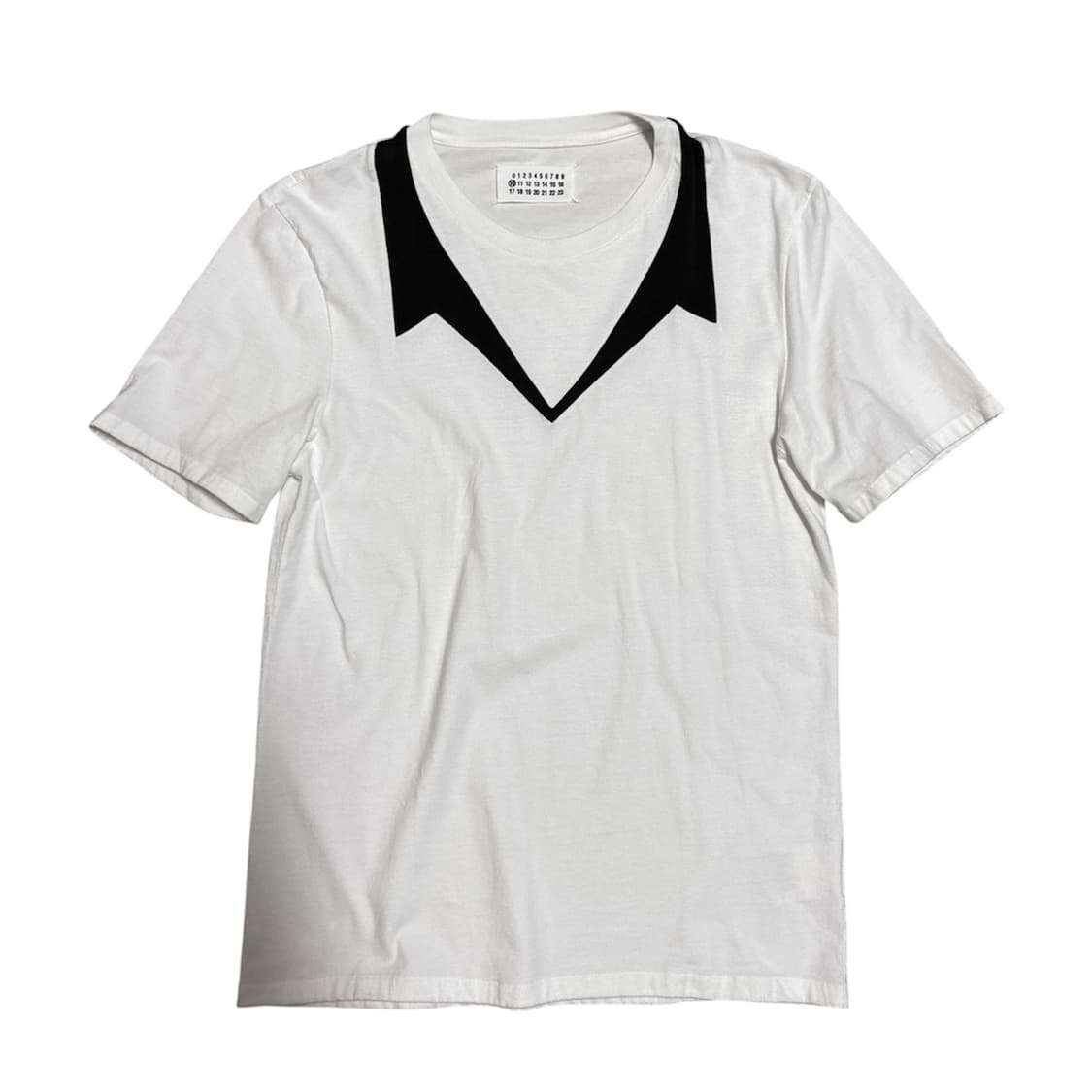 00s 마틴 마르지엘라 컬렉션 턱시도 티셔츠 상품이미지1