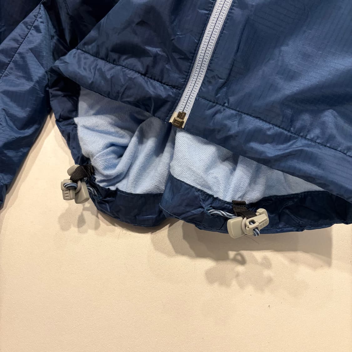 [M] 마운틴하드웨어 우먼 바람막이 네이비 Conduit SL D472 상품이미지6