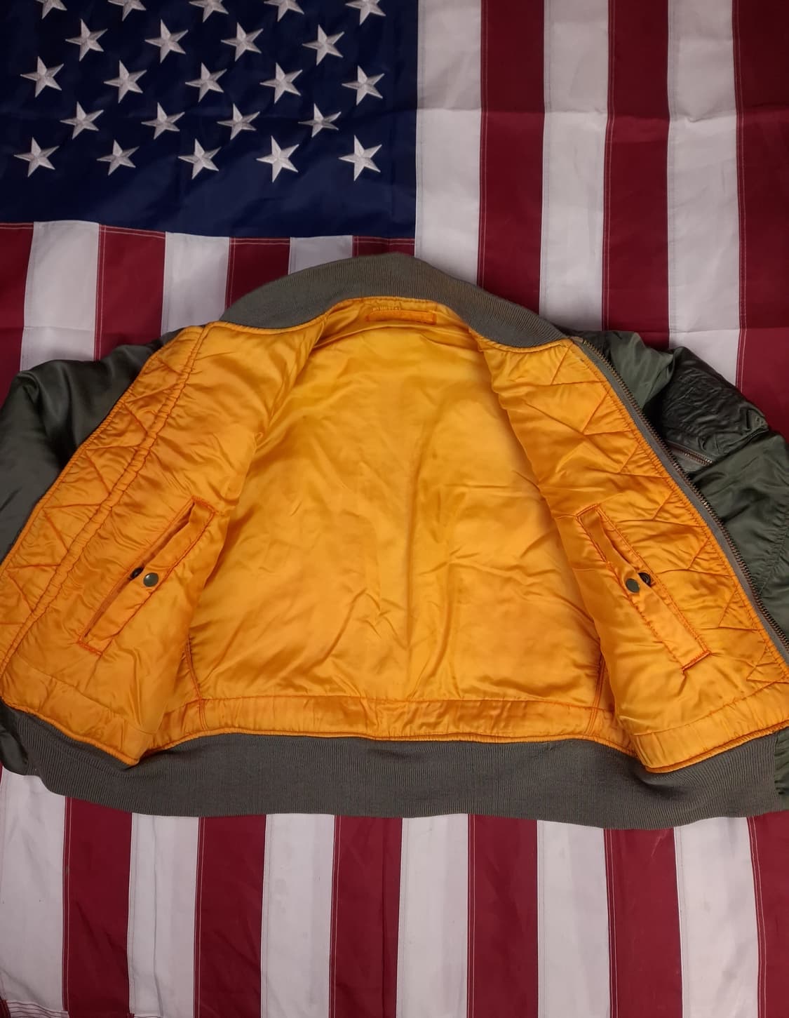 오리지날 미국제조 알파사 65년 미공군 지급용 울파일 MA-1 항공점퍼 상품이미지7