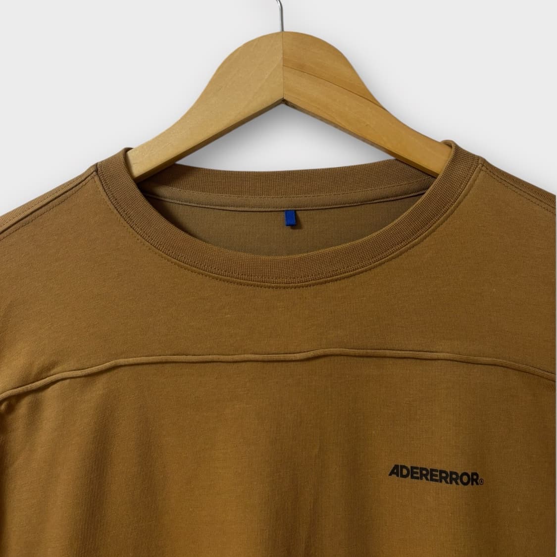  아더에러 브라운 반팔 티셔츠 A2  L-XL 상품이미지3