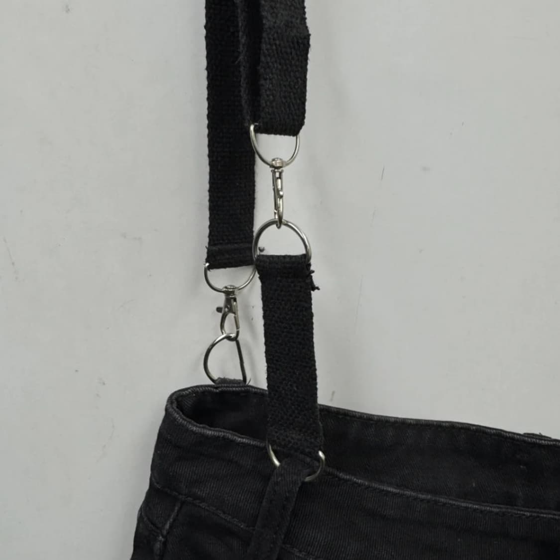 펑크 무드 스터드 포인트 멜빵 데님 쇼츠 상품이미지5