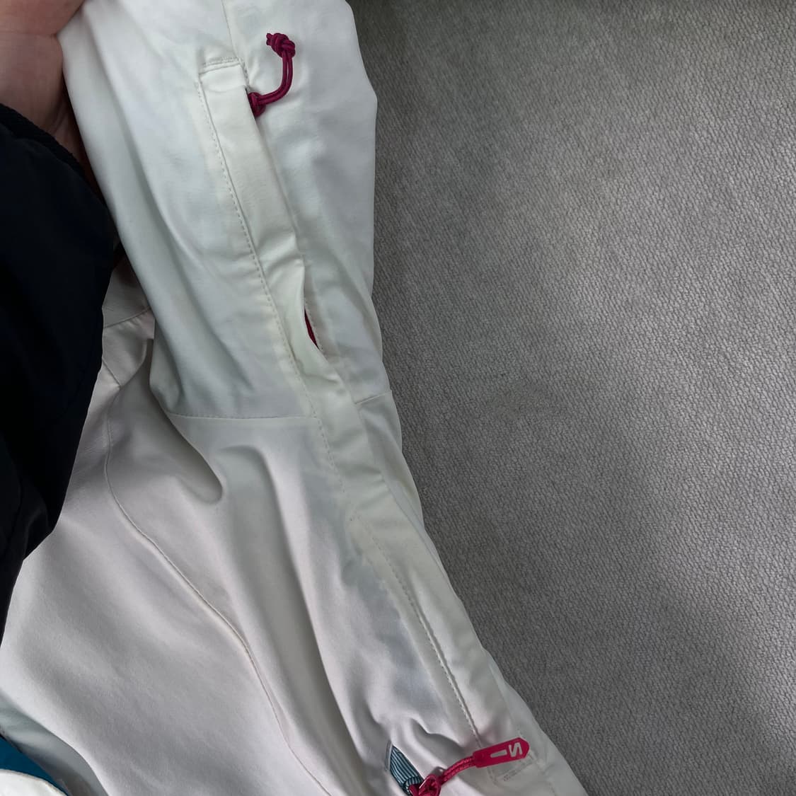 W 95 살로몬 브릴리언트 화이트 다운 자켓 상품이미지8