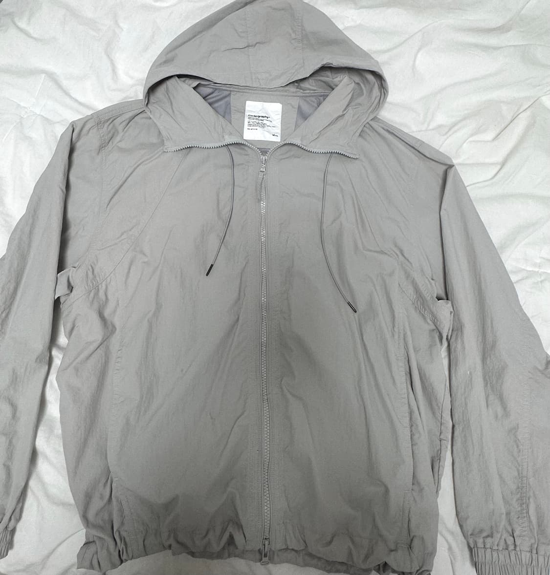 코드그라피 바람막이 상품이미지1