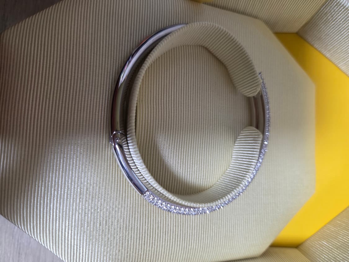 정가38만~새제품)스와로브스키 남녀공용 마그네틱 L 팔찌 상품이미지8