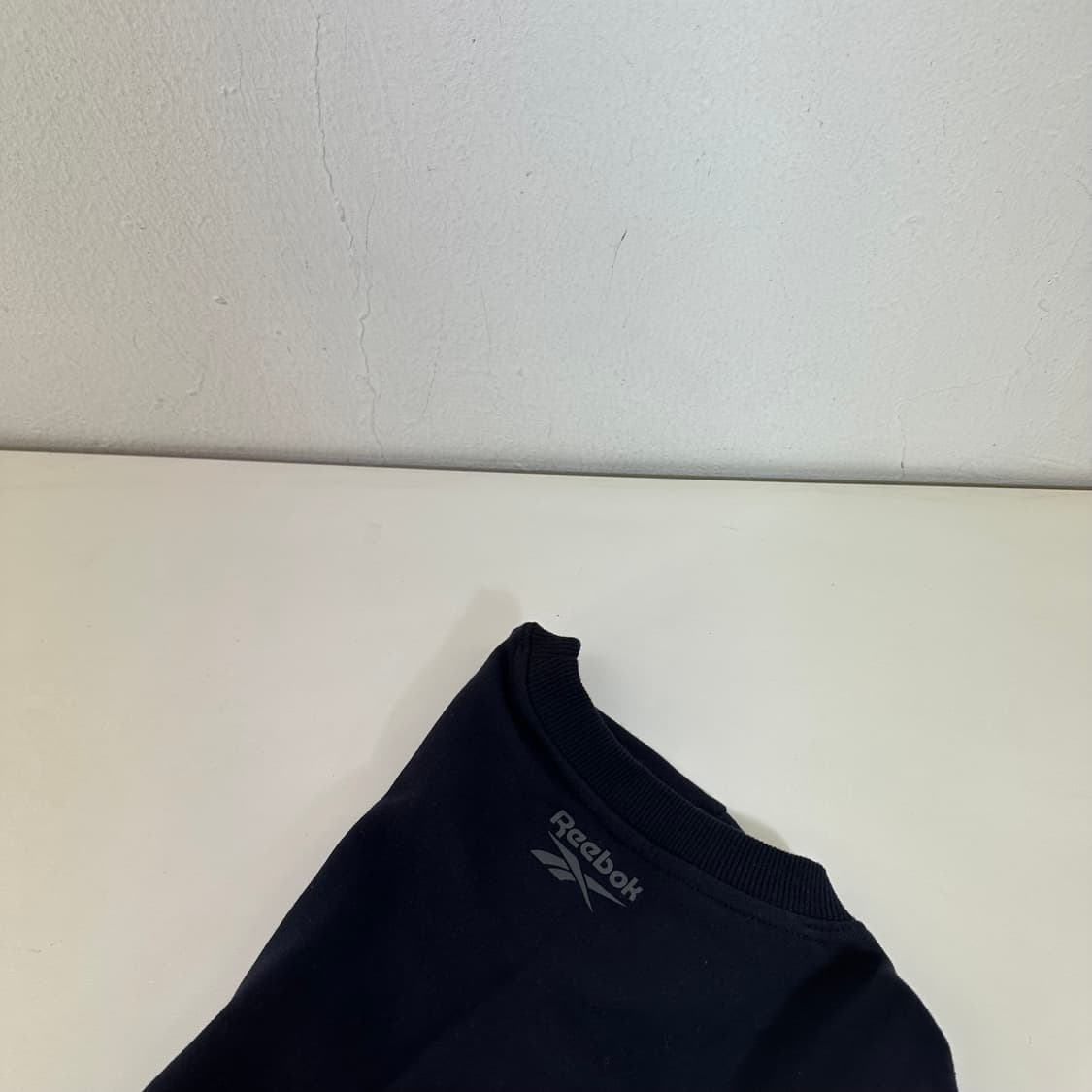 M 리복 다크네이비 빅로고 맨투맨 상품이미지4