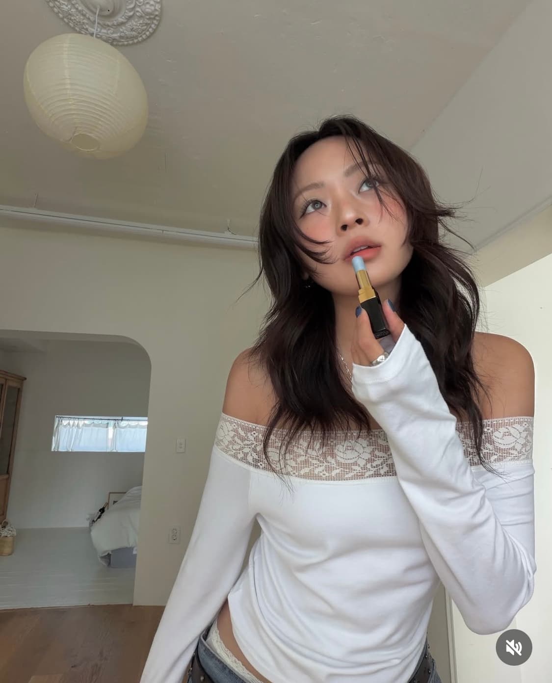 택달린 새상품) 폴리수엠 레이스 오프숄더 저지 탑 상품이미지2