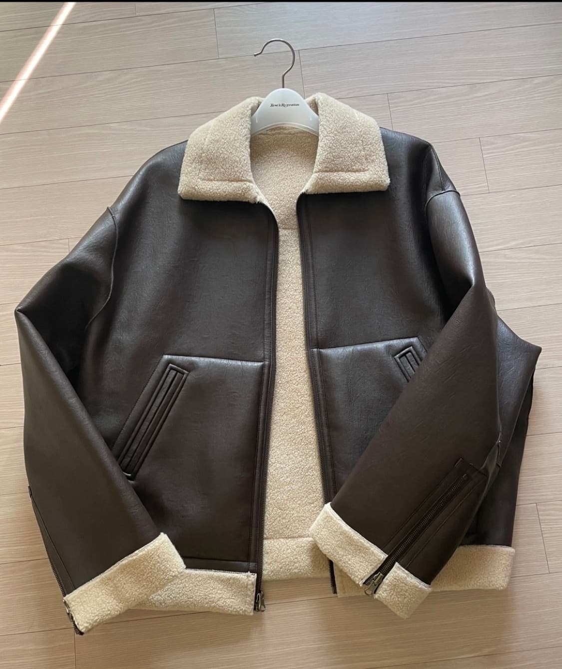 레스트앤레크레이션 무스탕 리버시블 새상품 상품이미지1