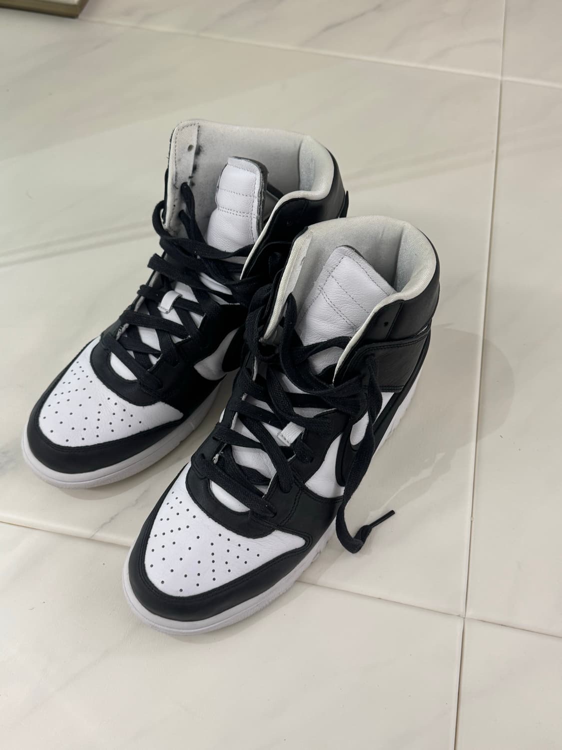 나이키 덩크하이 앰부시 상품이미지1