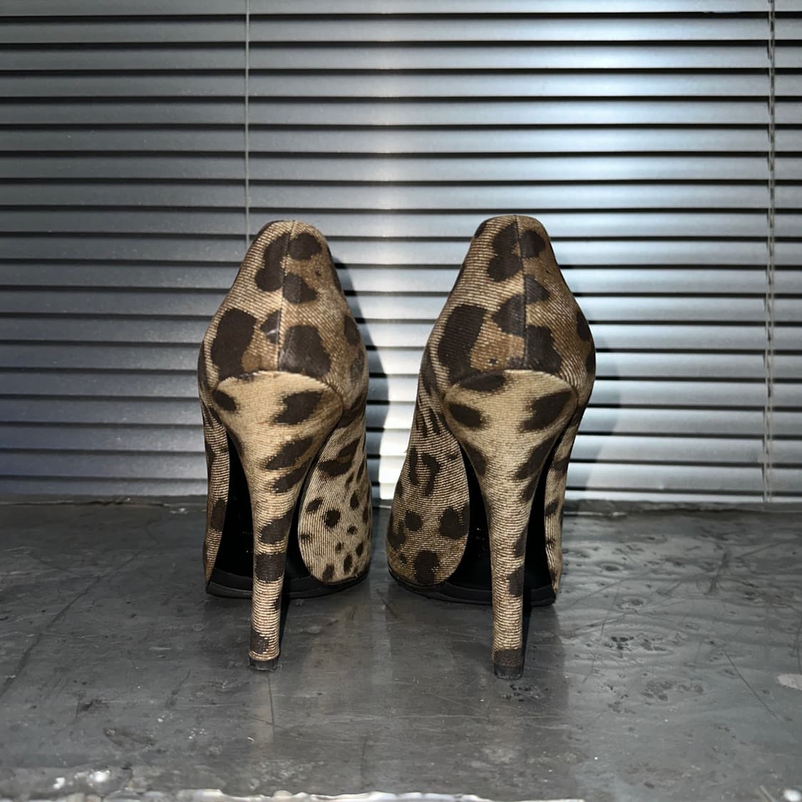 00s 돌체앤가바나 치타 프린트 펌프스 상품이미지6