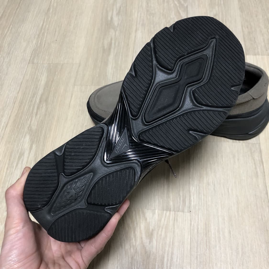 (265) 네이더스 NEITHERS 데상트 더비 크로스오버 타우페 슈즈 상품이미지5