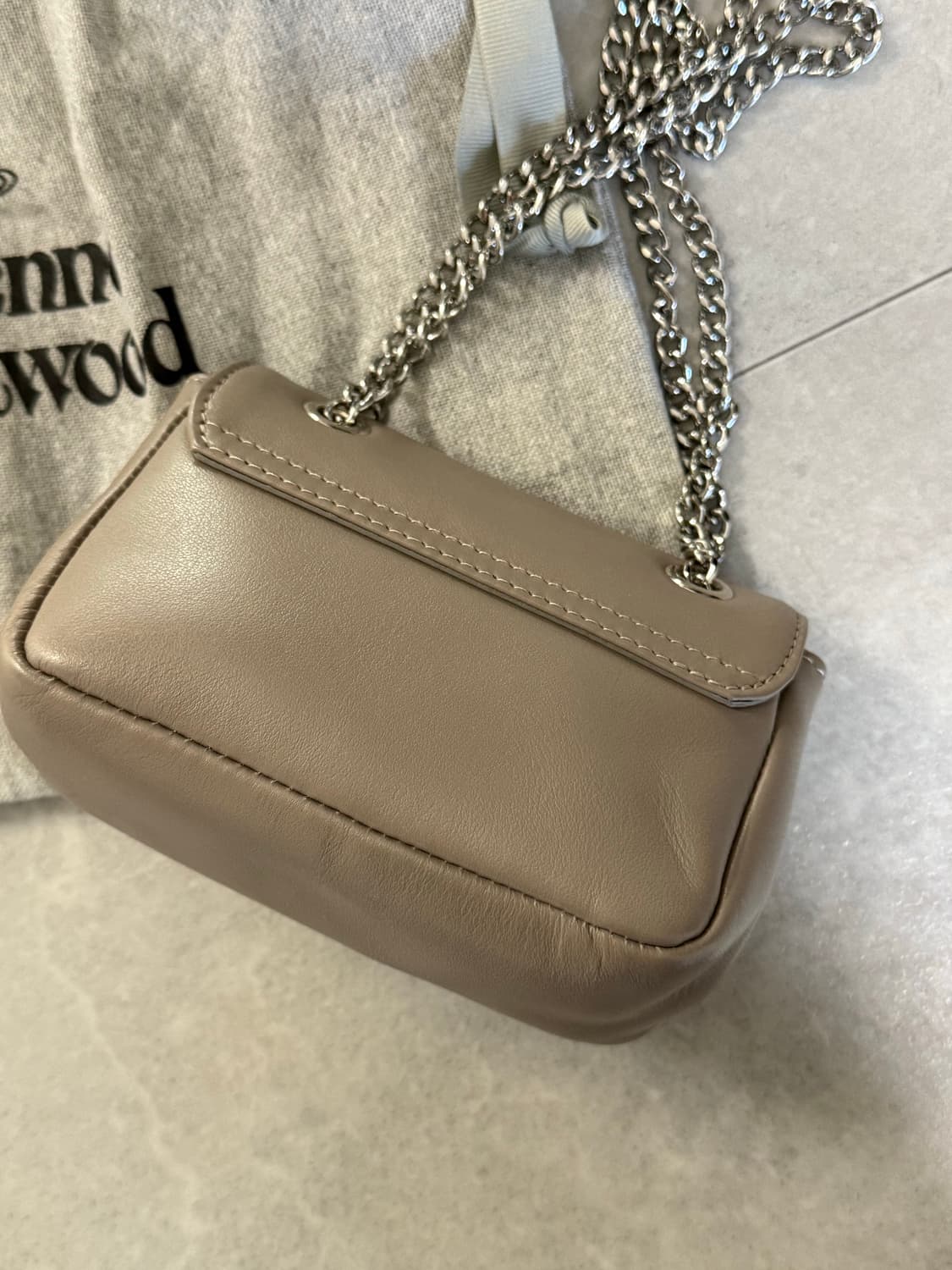 비비안웨스트우드 체인백 새상품 상품이미지2