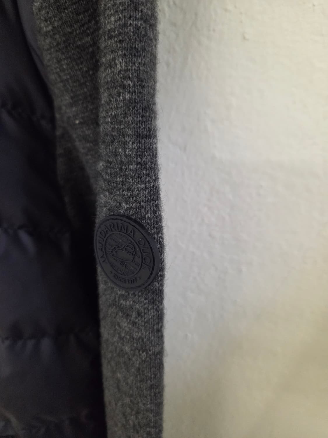 만다리나덕 패딩 상품이미지6