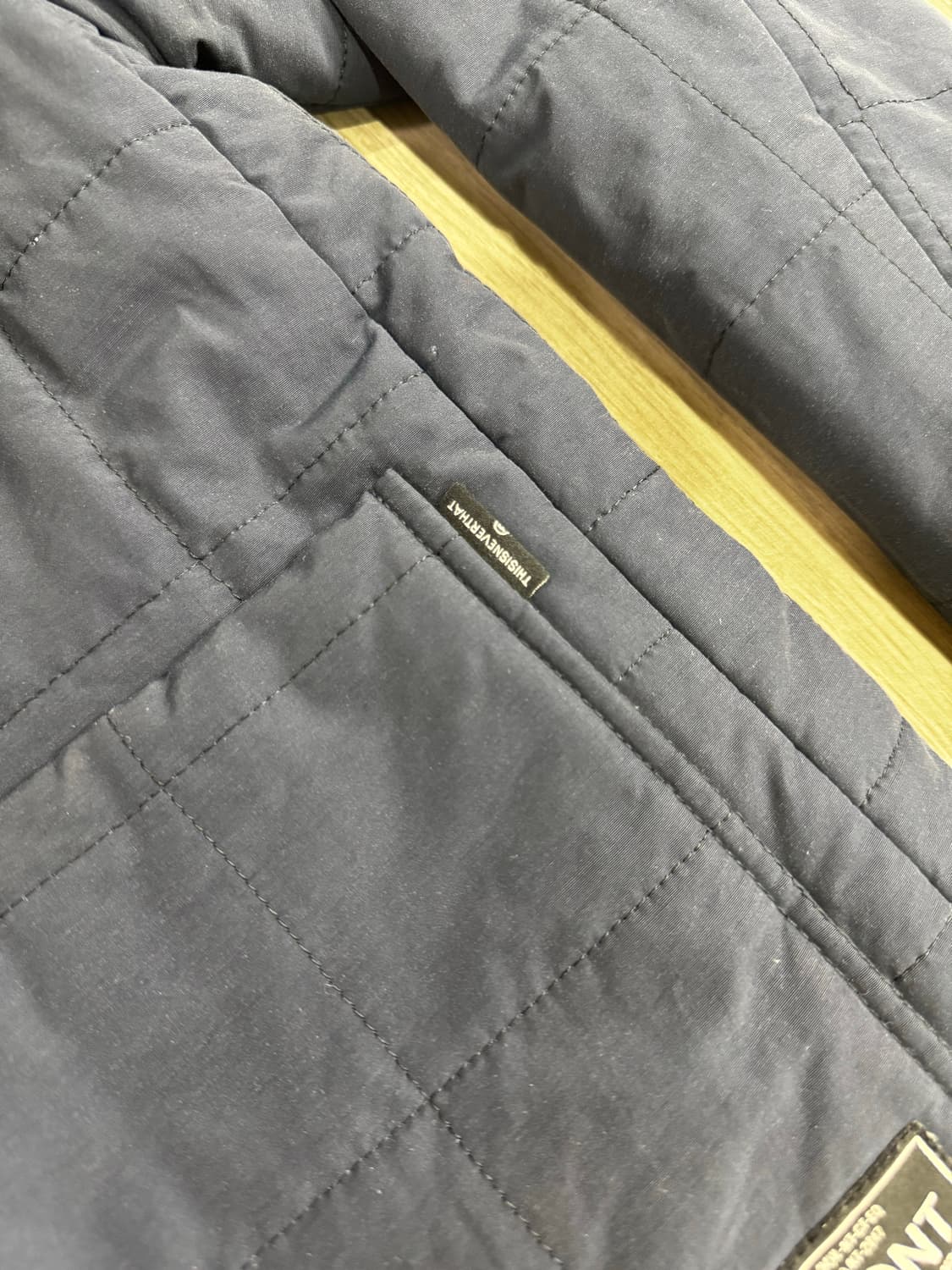 디스이즈네버댓 퀼팅 자켓 네이비 상품이미지4