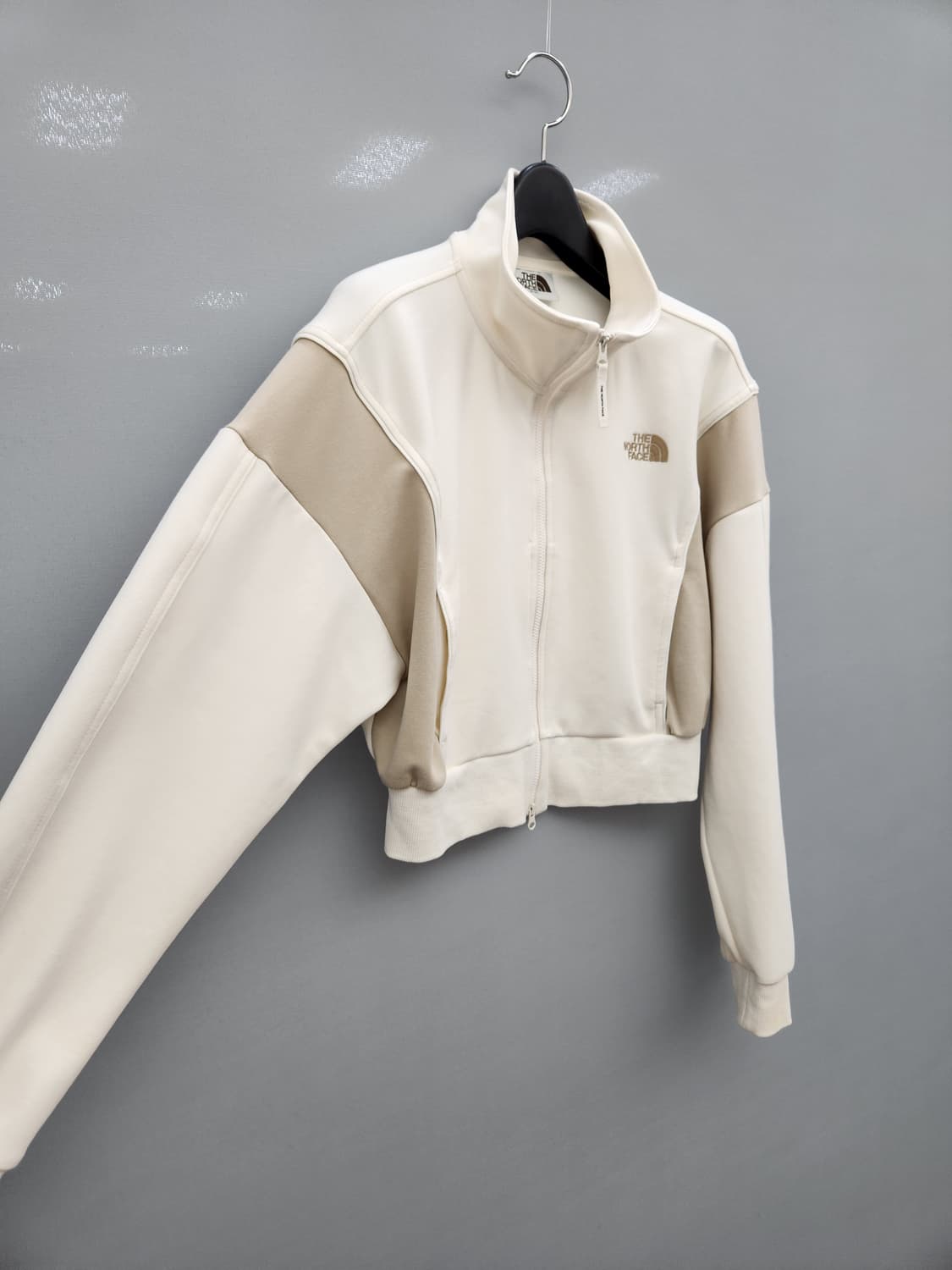 여성 테크 런 트레이닝 자켓 상품이미지3