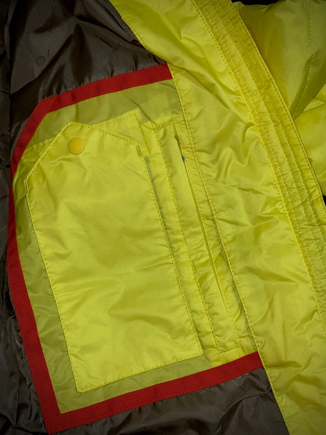 마모트 옐로우 경량 패딩 95 새상품 상품이미지7