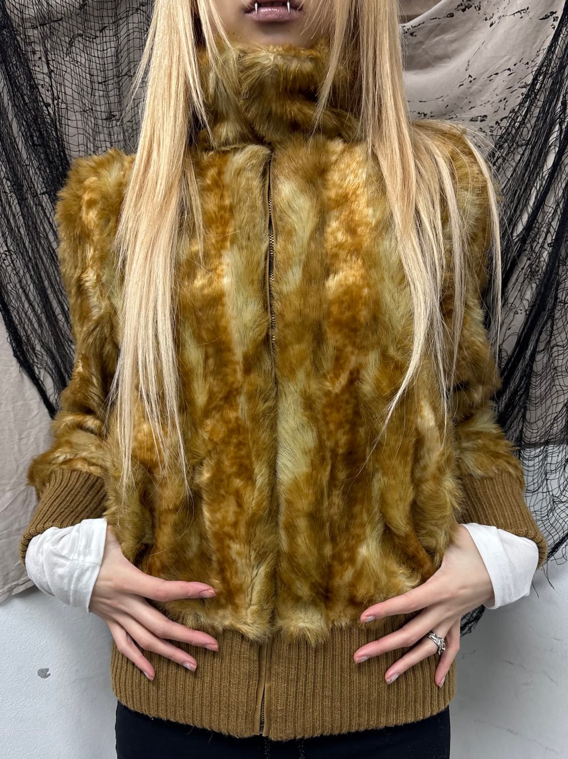 Y2K Brown Fake Fur Zip Up 상품이미지1