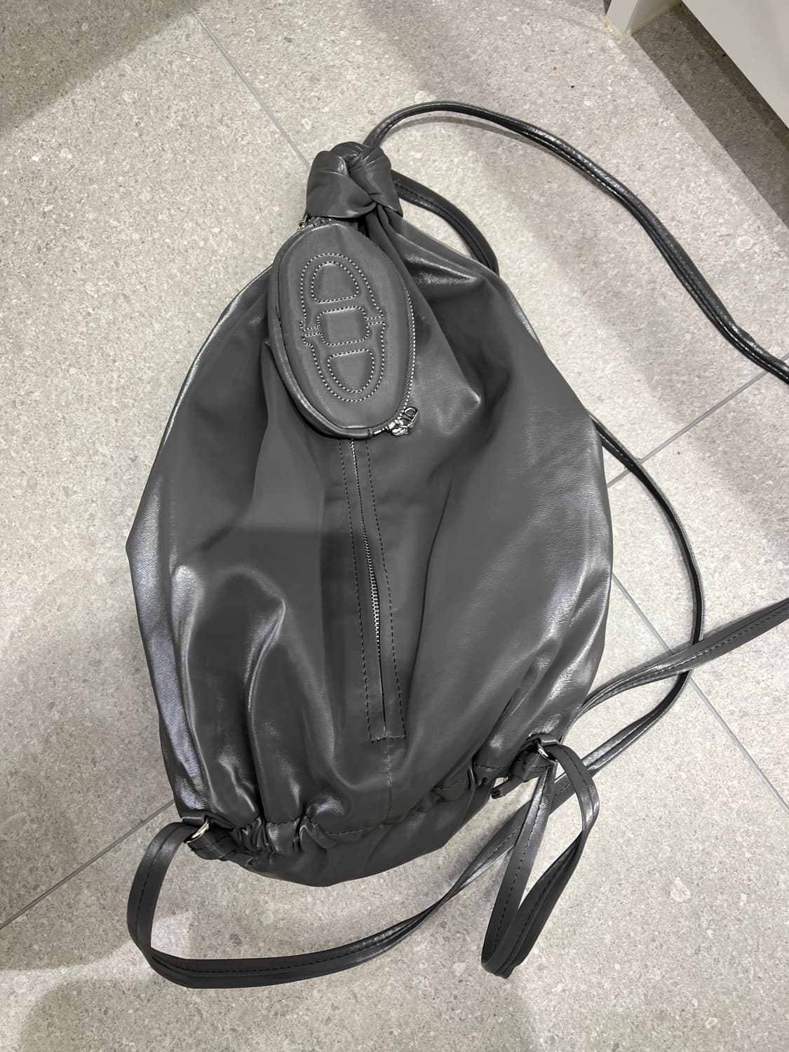 아떼 봉봉백팩 그레이 상품이미지2