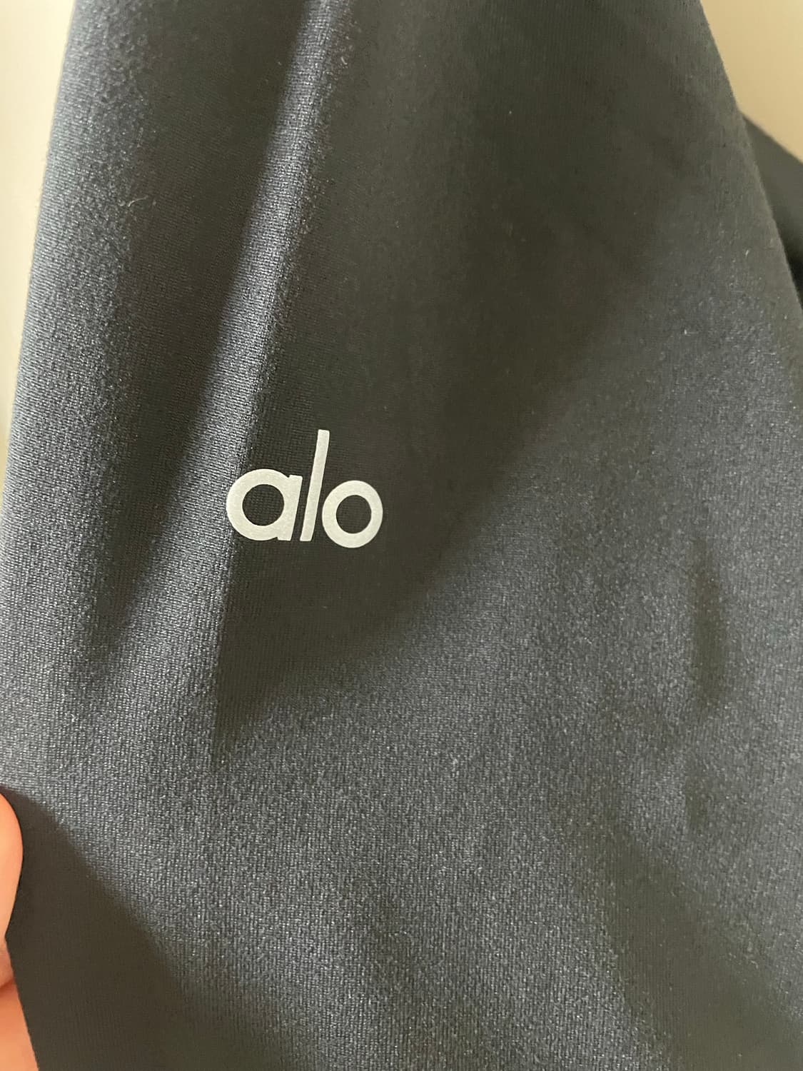 ALO yoga 알로 검정 후드 남성 티셔츠 M 상품이미지4