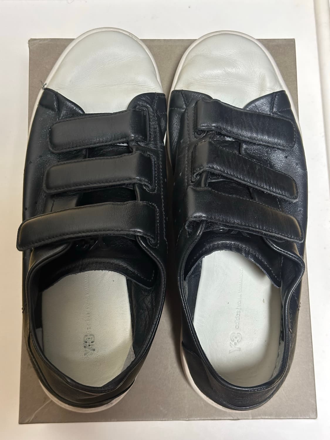 Y-3 스탠스미스 밸크로 검흰 상품이미지1