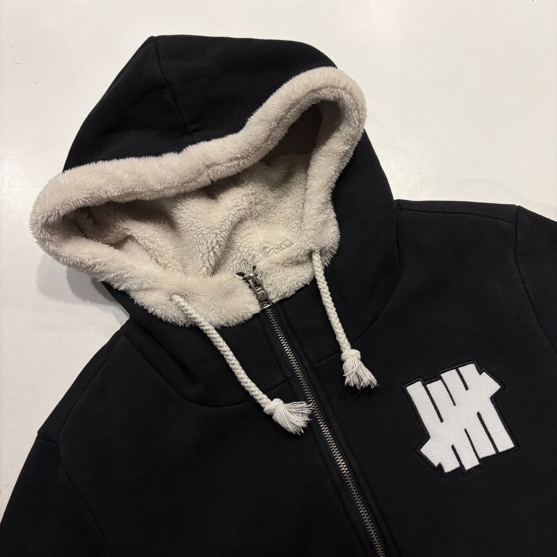 [XL] 언디핏 빅로고 블랙 기모 후드 집업 B714 상품이미지3