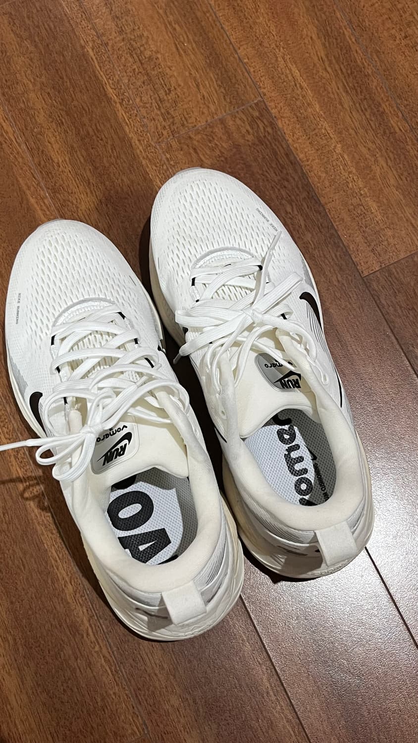 나이키 보메로 18 상품이미지2