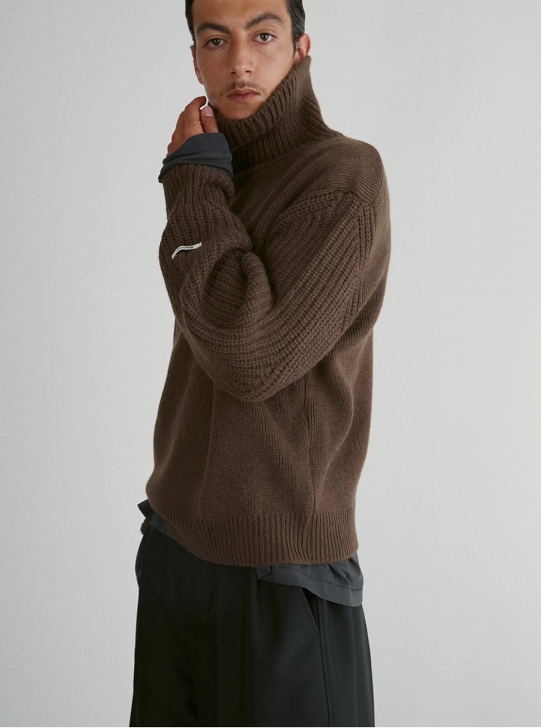 렉토 24F/W 오버핏 터틀넥 스웨터 니트 카키 브라운 상품이미지4