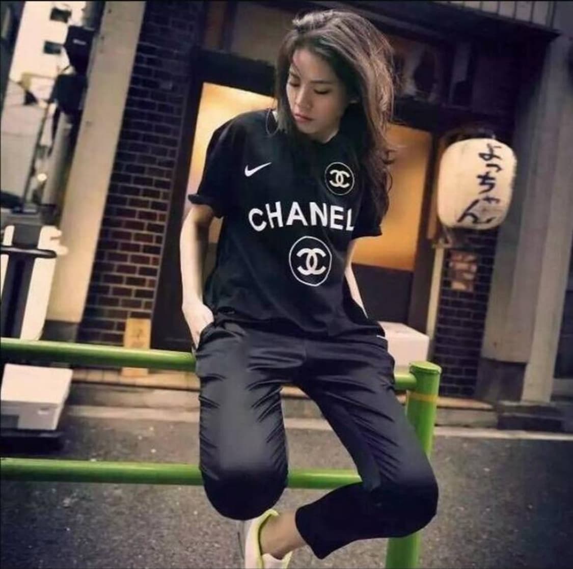 나이키(Nike) x 샤넬 드라이핏 풋볼 반팔 저지 상품이미지1
