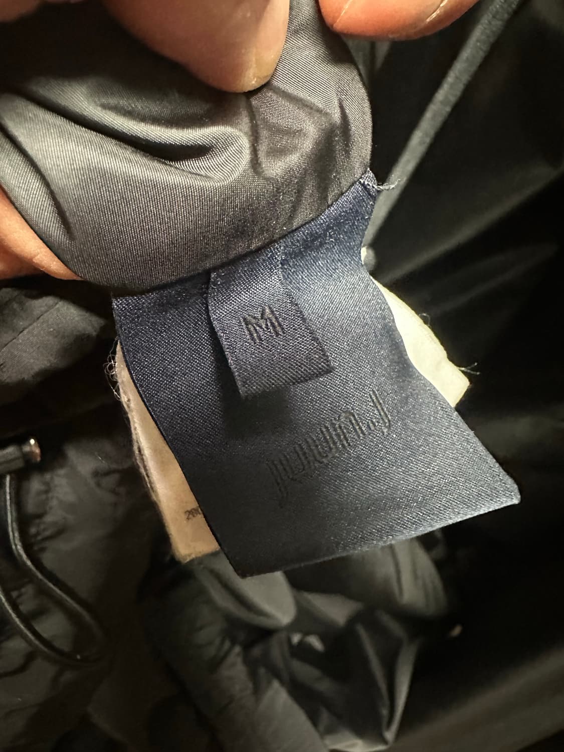 Juun.J의 블랙 후드 롱 코트 상품이미지5