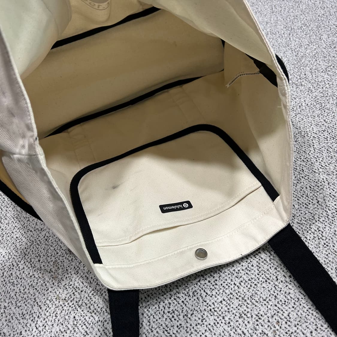 룰루레몬 도트백 상품이미지3