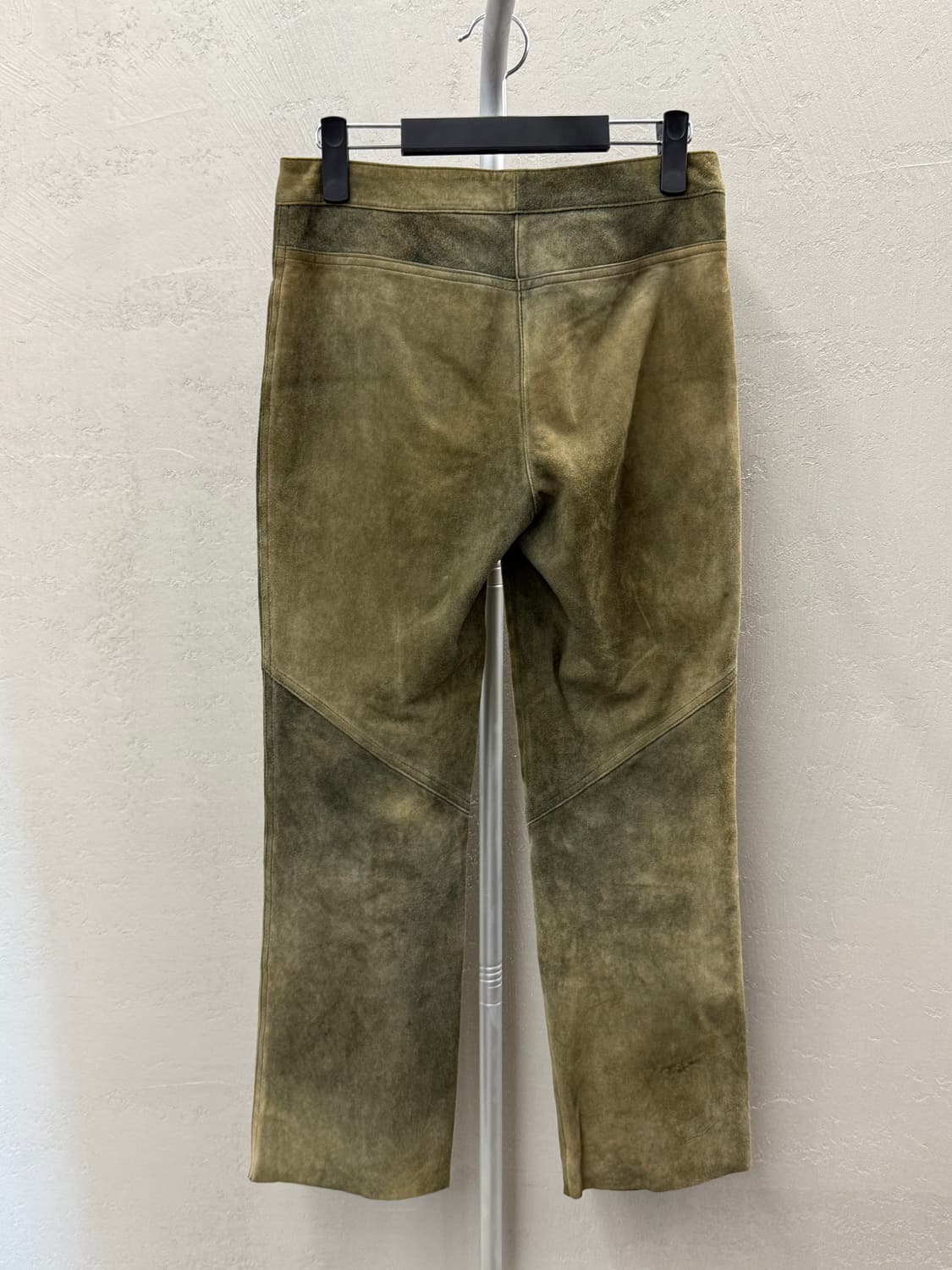 DKNY 카키 리얼레더 스웨이드 바지 사이즈 4 상품이미지3