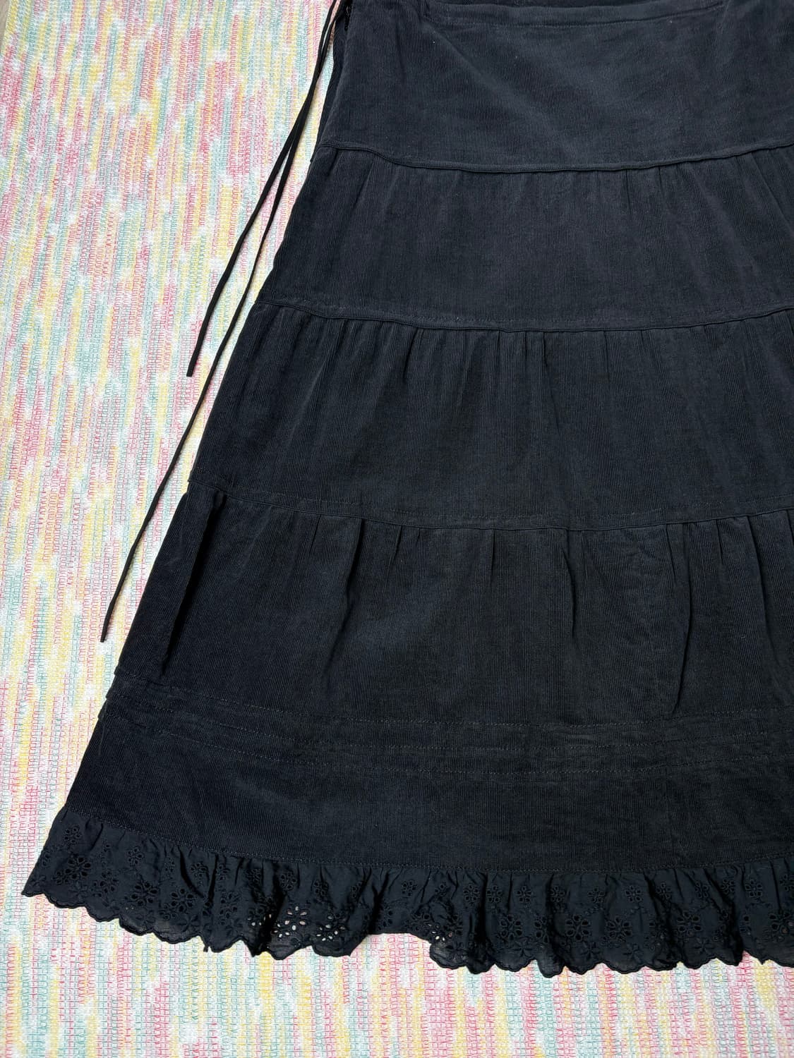 블랙 크로쉐 코듀로이 미디 스커트 상품이미지3