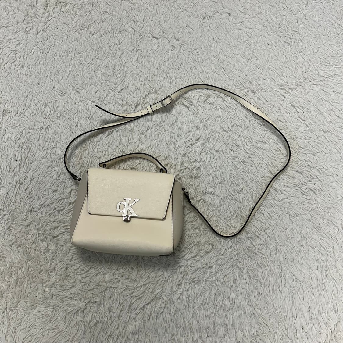 Calvin Klein White Bag  상품이미지4