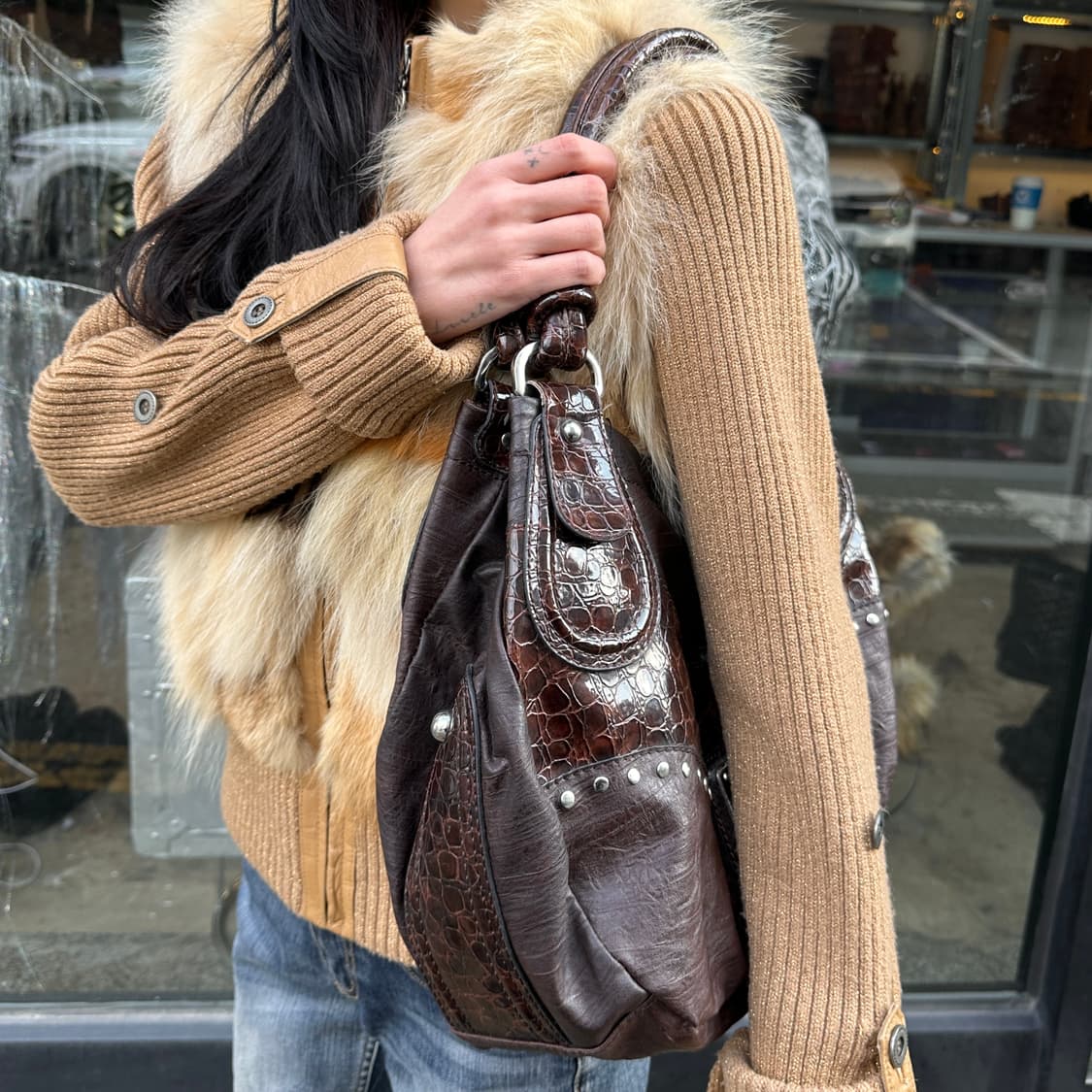 00s 빈티지 게스 브라운 크록 & 스터드 가방 상품이미지9