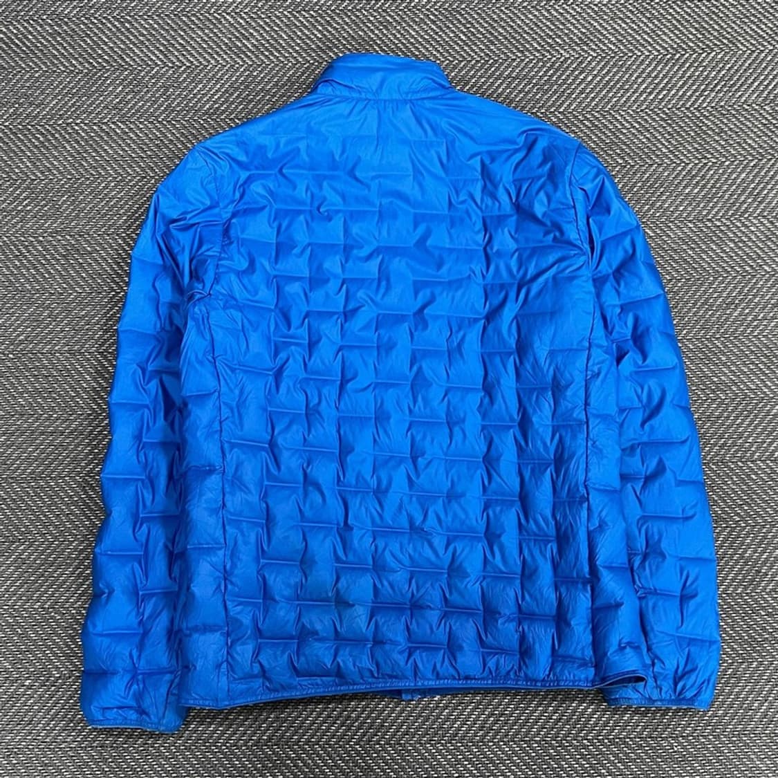 아디다스 테렉스 경량 덕다운 패딩  v1094 상품이미지2