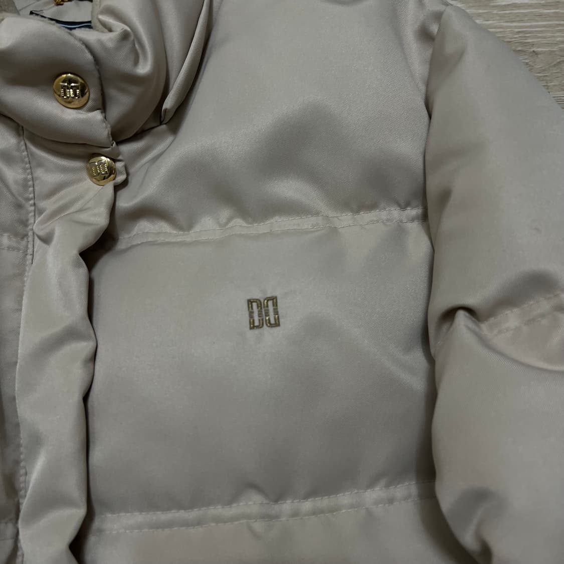 닥스 여성 프리미엄 덕다운 스탠드넥 패딩 점퍼 [베이지] L/100 상품이미지4