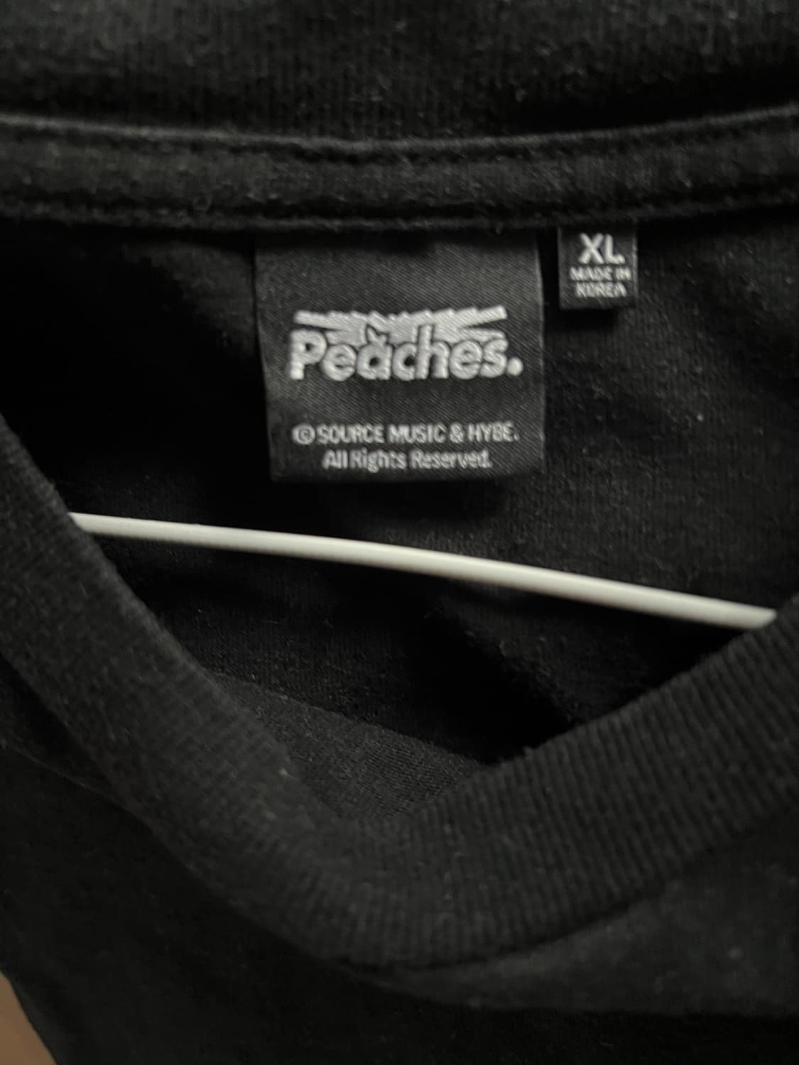 르세라핌 피치스 티셔츠 상품이미지2