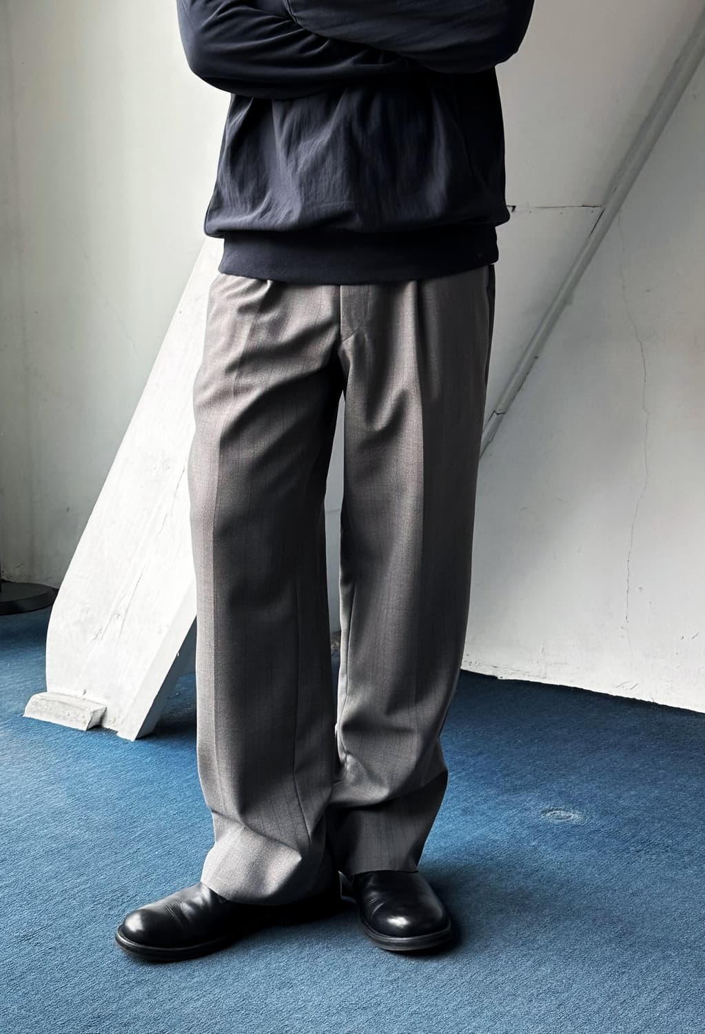 Light wool poly 1 tuck wide trousers 상품이미지5