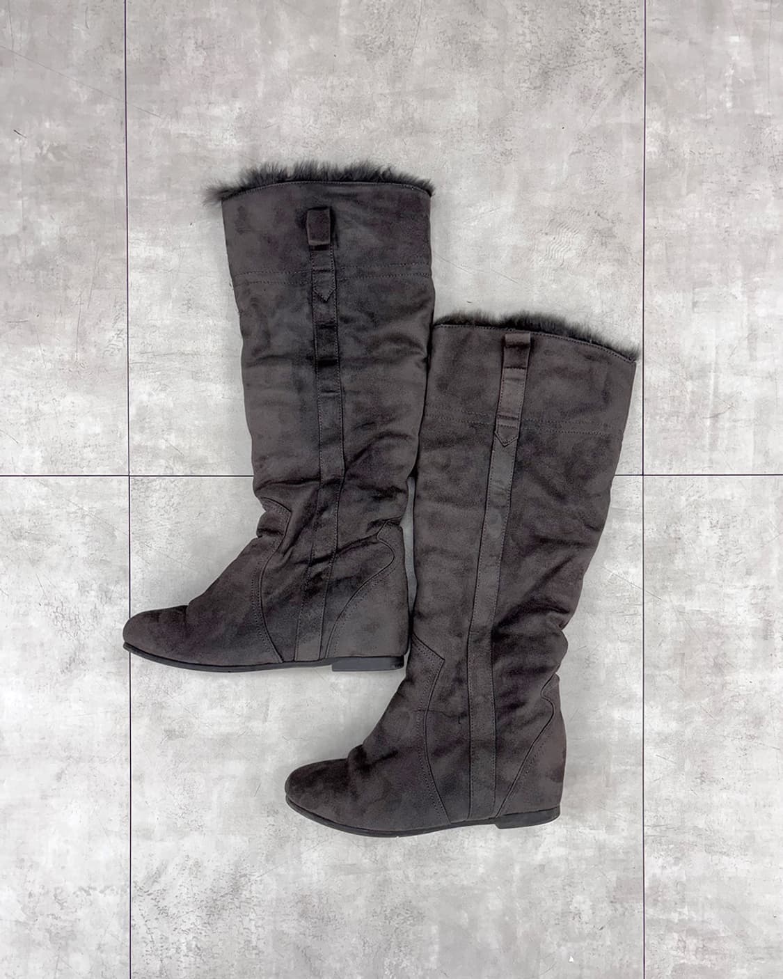 ash charcoal suede inner fur boots 상품이미지3