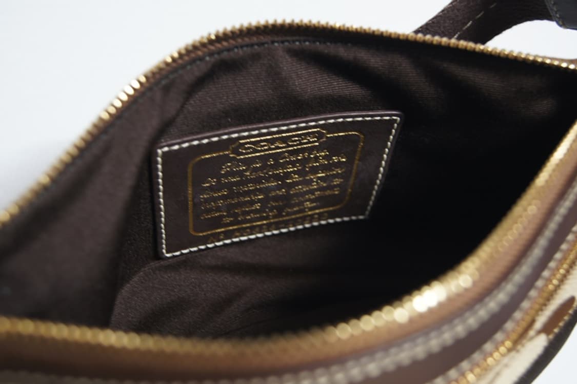 코치 시그니처 패턴 미니멀 숄더백 상품이미지8