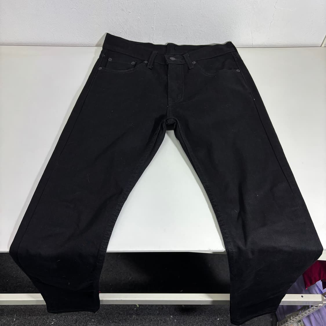 29 리바이스512 슬림테이퍼핏 블랙진 상품이미지4