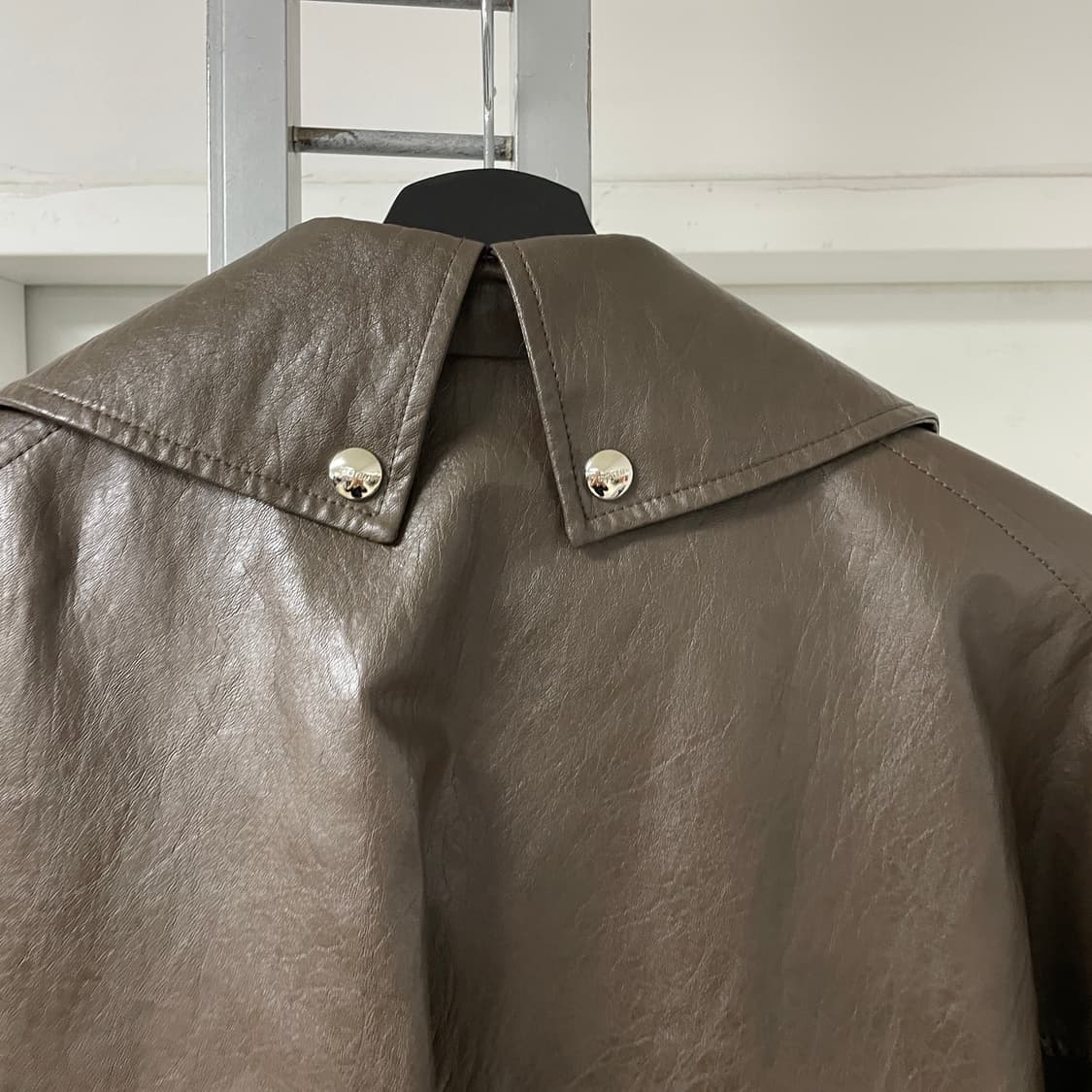 2022 시스템 페이크레더 브라운 자켓 82(W) 상품이미지8