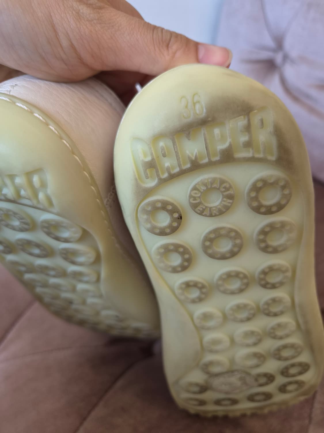 캠퍼 camper 여성 아이보리페어가죽스니커즈 36사이즈 상품이미지5