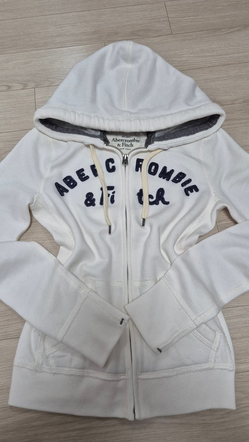 아베크롬비 화이트 후드집업xs 상품이미지1