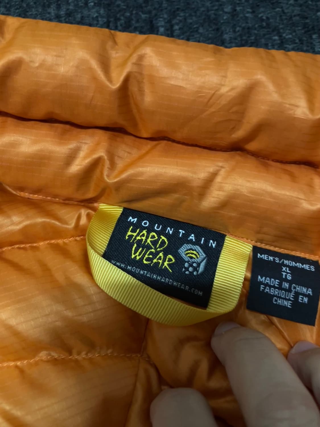 마운틴하드웨어 경량패딩 오렌지 상품이미지8