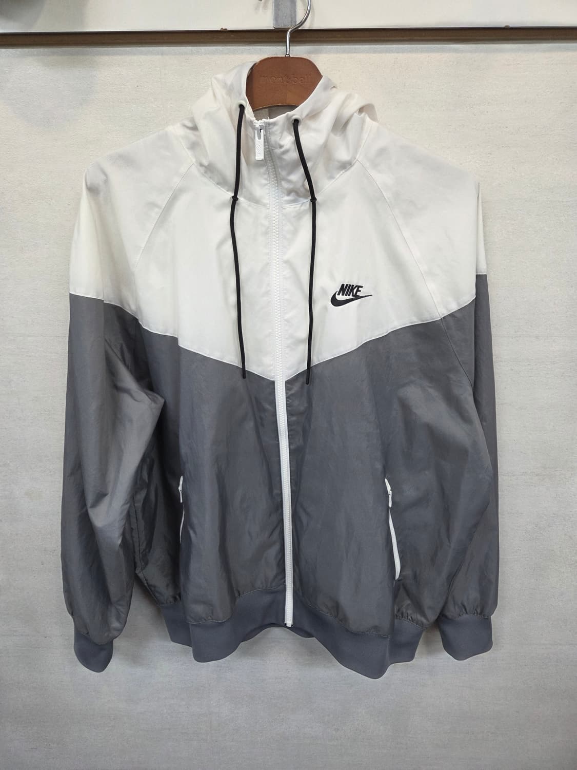 나이키 윈드러너 우븐 후드자켓 L 상품이미지1