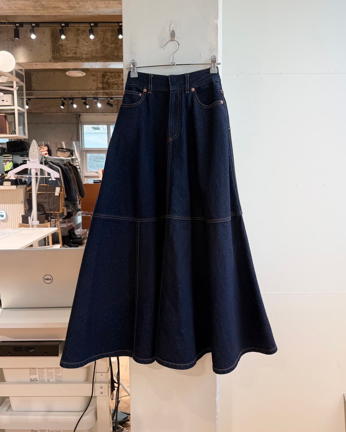 크리스찬 디올 데님 플레어 롱스커트  상품이미지2
